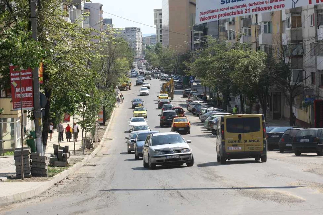 Strada Sf. Lazăr va fi închisă o zi începând de joi