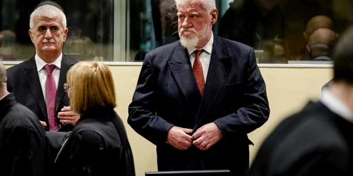 Slobodan Praljak (centru) FOTO EPA