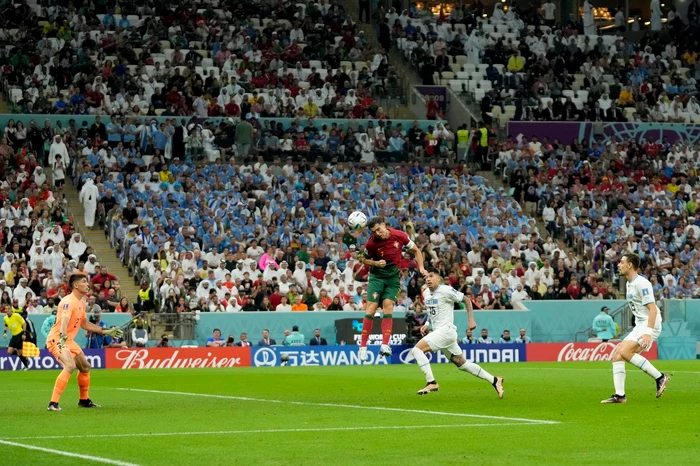 Ronaldo nu a atins mingea cu capul FOTO Profimedia 
