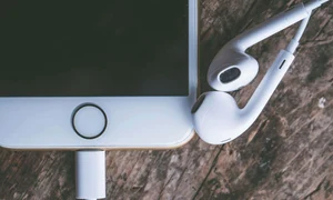 Alegeri inspirate i╠én accesorizarea dispozitivelor   combina╠å utilitatea cu estetica jpg