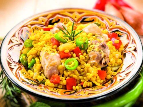 paella cu pui si sos de vin jpeg