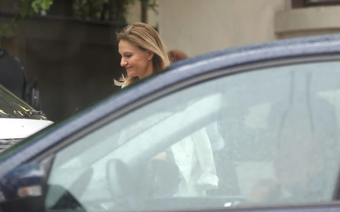 Dana Războiu are zâmbetul întipărit pe chipfoto: Mihai Ionescu