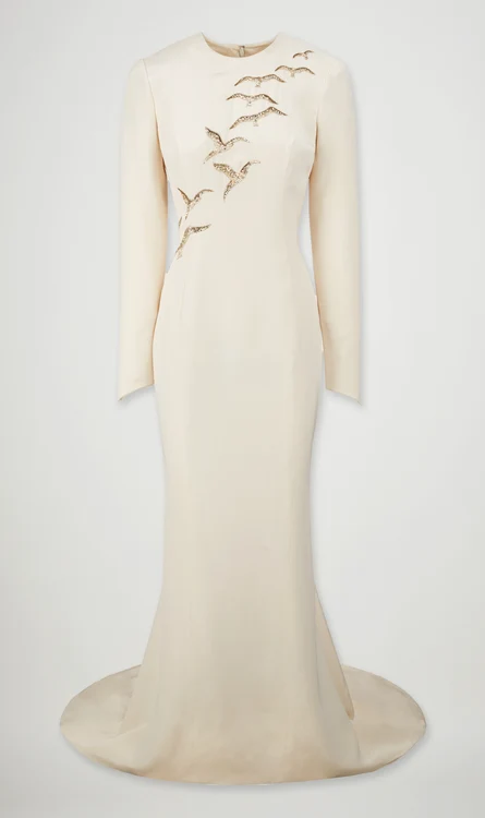 Rochia Catherine Walker Falcon din 1986 s-a dat cu 455.000$ (Foto: Profimedia)