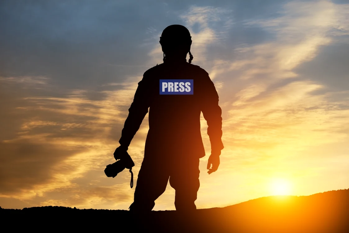 Un jurnalist la apus