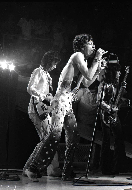 Mick Jagger s-a numărat printre clienţii lui Ossie (aici, într-un concert din 1973)