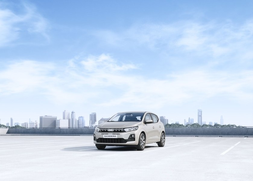 Dacia a deschis comenzile pentru noul Sandero Hybrid 155. La ce preț poate fi cumpărat