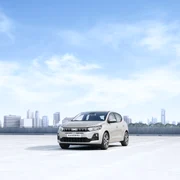 dacia sandero hybrid jpg
