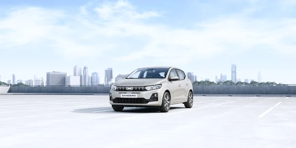 dacia sandero hybrid jpg