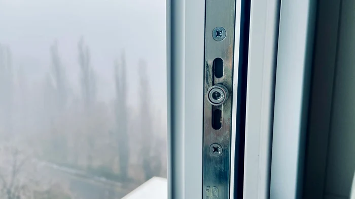 Cum trebuie reglat termopanul iarna. FOTO finestra.ro