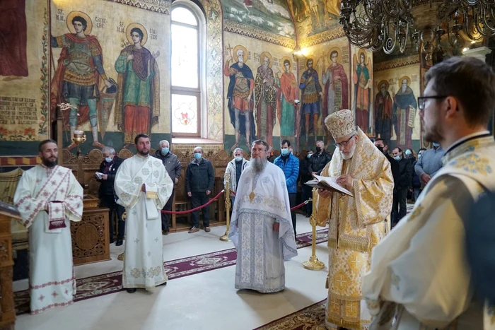 IPS Calinic. Foto: Arhiepiscopul Argeşului şi Muscelului