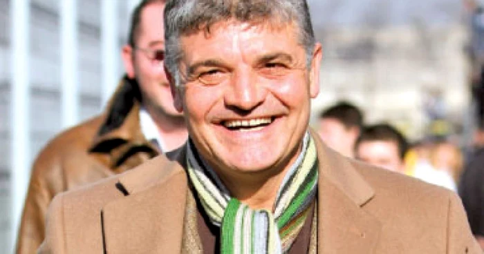 Badea negociază mâine pentru Andone!
