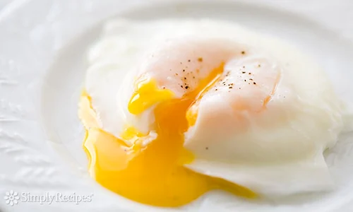 easy poached eggs b 600 jpeg
