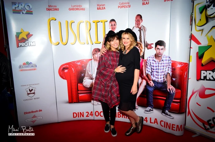 
    O parte din distribuţia filmului 