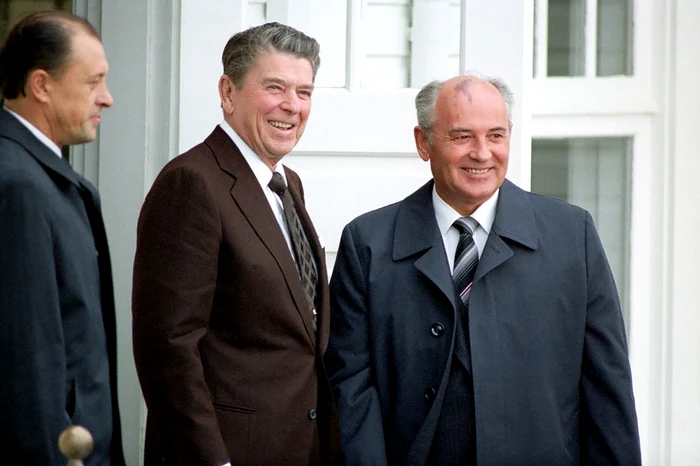 Ronald Reagan și Mihail Gorbaciov, întâlnire la Reykjavik/ FOTO:X
