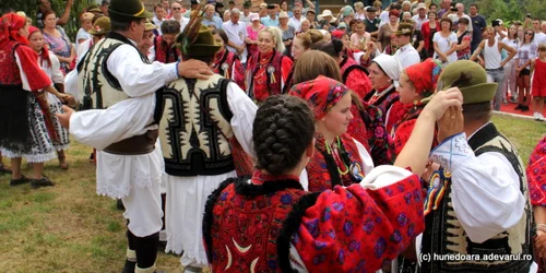 festivalul padurenilor foto daniel guta adevarul