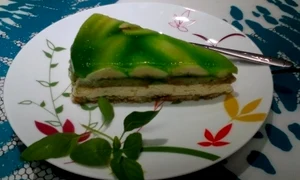 tarta cu crema de vanilie banane si jeleu de lime jpeg
