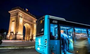 Aşa arată autobuzul în urma impactului cu basculanta jpeg