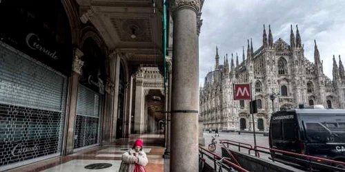 Milano străzi pustii din cauza coronavirusului FOTO Mediafax / Hepta / ABACAPRESS / Carlo Cozzoli 