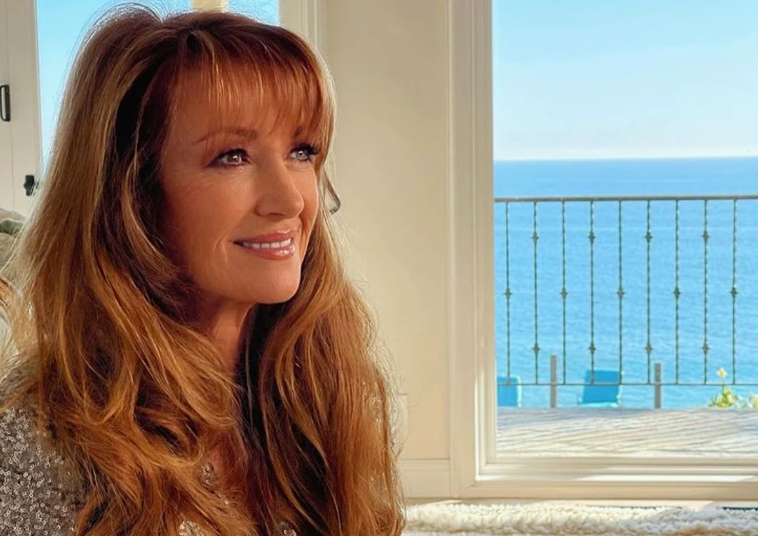 
    Jane Seymour, la fel de tânără și de frumoasă ca acum 30 de ani Foto: Instagram  