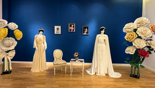 Expoziția ROYAL, dedicată Reginei Maria, ajunge la Castelul Balcic (© Academia de Artă Handmade București)