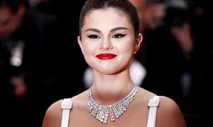 1 selena jpg jpeg