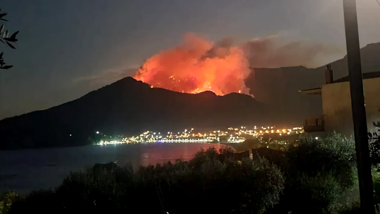 incendiu thassos webp