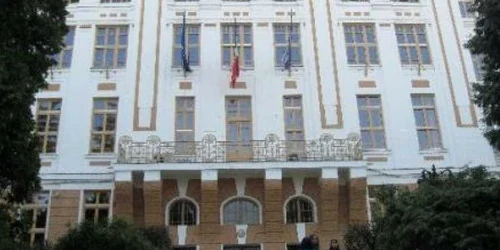 Ministrul Educaţiei a făcut o vizită inopinantă la UMF Târgu-Mureş 