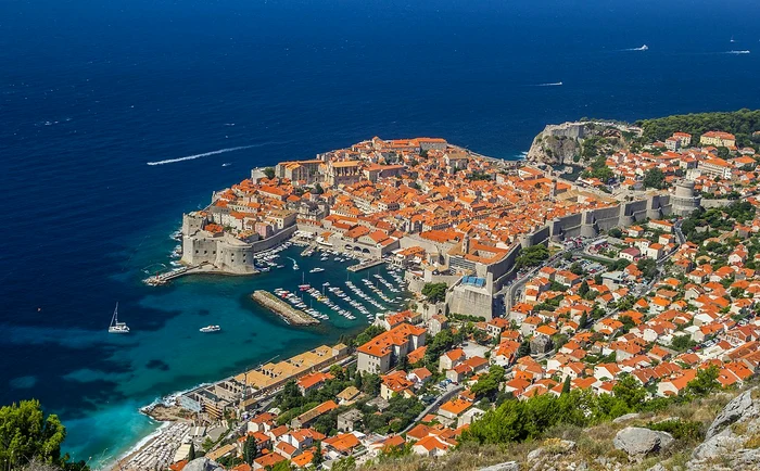 Dubrovnik, adesea numit Perla Adriaticii Foto: Shuterstock
