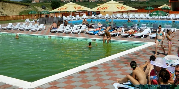 Bazine cu apă sărată în judeţul Alba