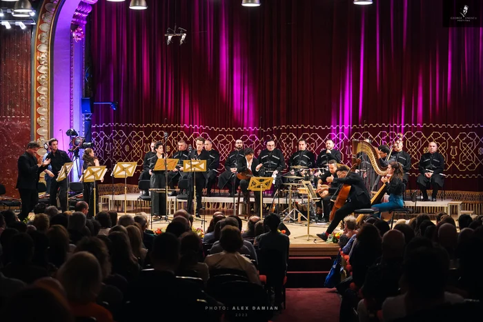 2 Avi Avital Between Worlds Ensemble Rustavi Choir la Ateneul Roman 2023 Festivalul Enescu (6) jpg