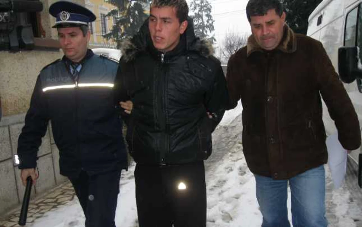 Mihai Gabriel Agache i-a înjurat pe ziarişti