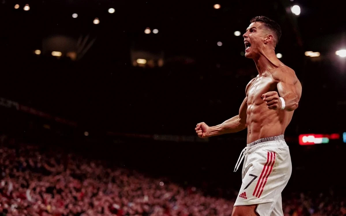 Anul trecut, Cristiano Ronaldo a devenit cel mai prolific marcator din istoria echipelor naţionale de fotbal. FOTO: Facebook.