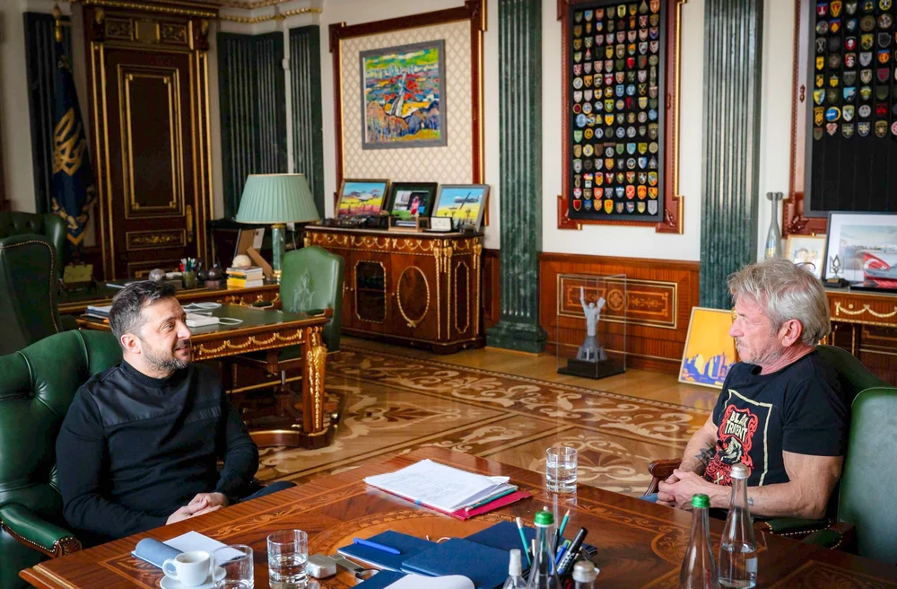 Sean Penn, distins cu al treilea Oscar, se află în vizită la Kiev. Zelenski: „Un adevărat prieten al Ucrainei”