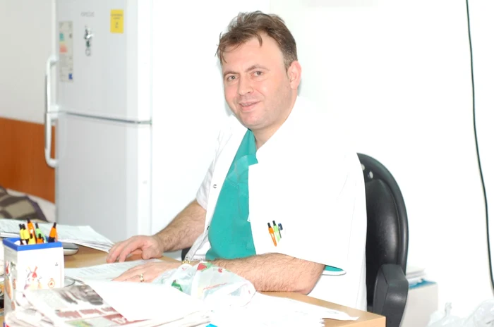 Nelu Tătaru a fost directorul medical al spitalului huşean FOTO:adevarul