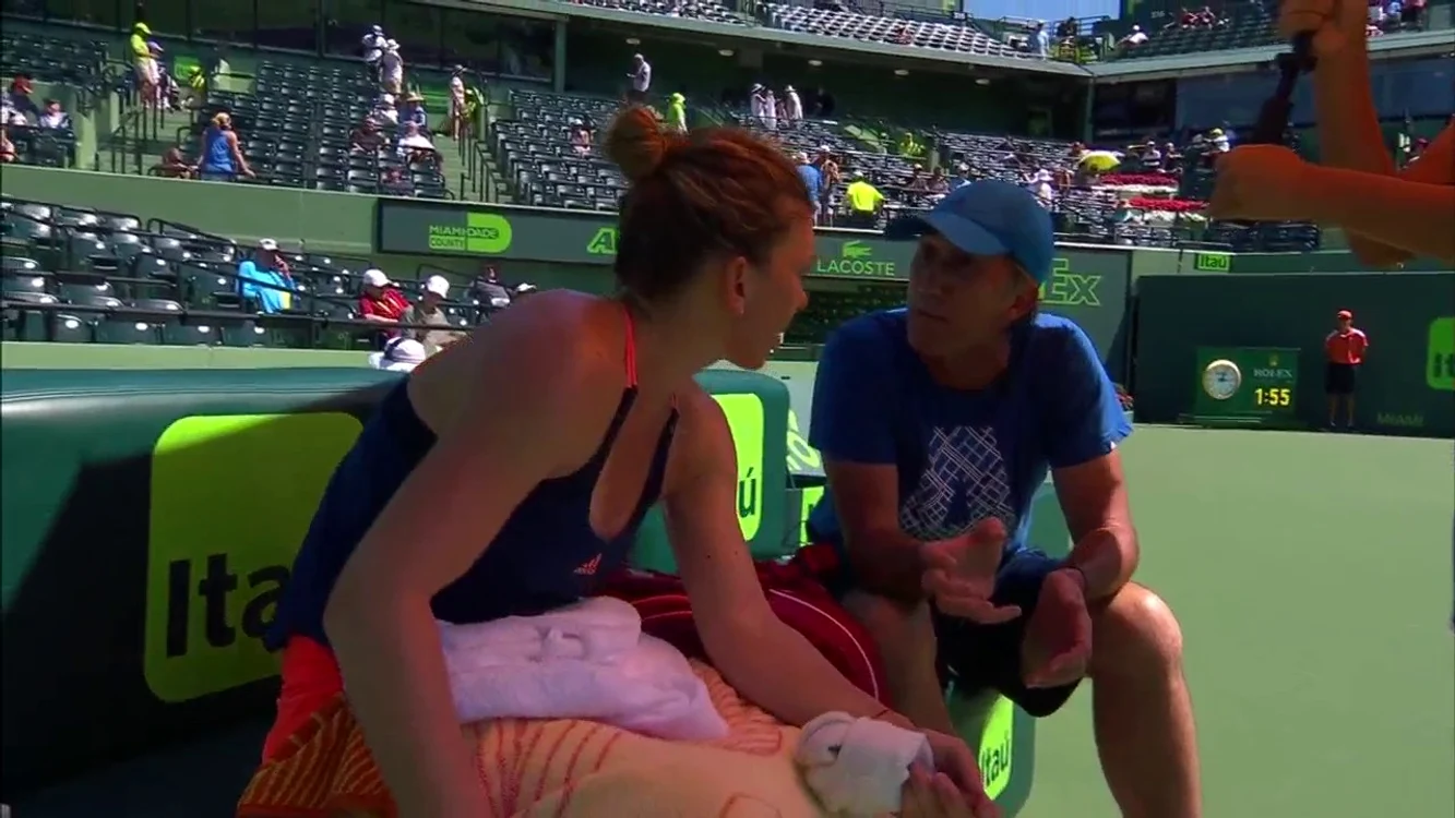 Simona Halep e antrenată de Darren Cahill