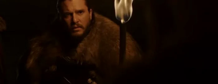 Jon Snow, în momentul în care îşi vede statuia din criptă FOTO HBO