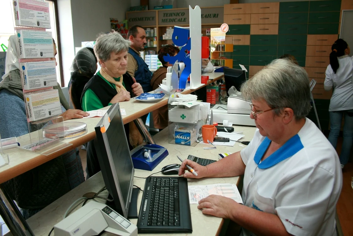 Farmaciile vor avea program special în primele zile ale anului 2010