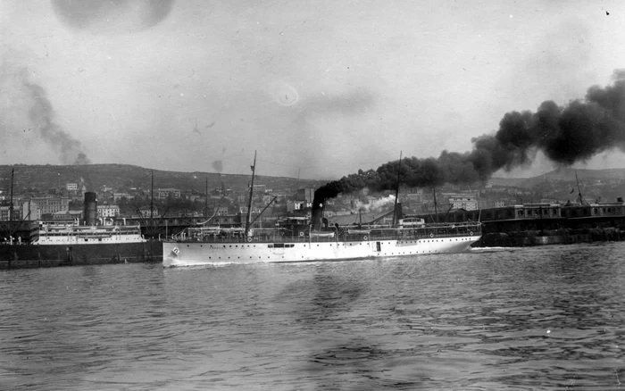Vapor în portul Rijeka. Sursa: Fortepan.hu