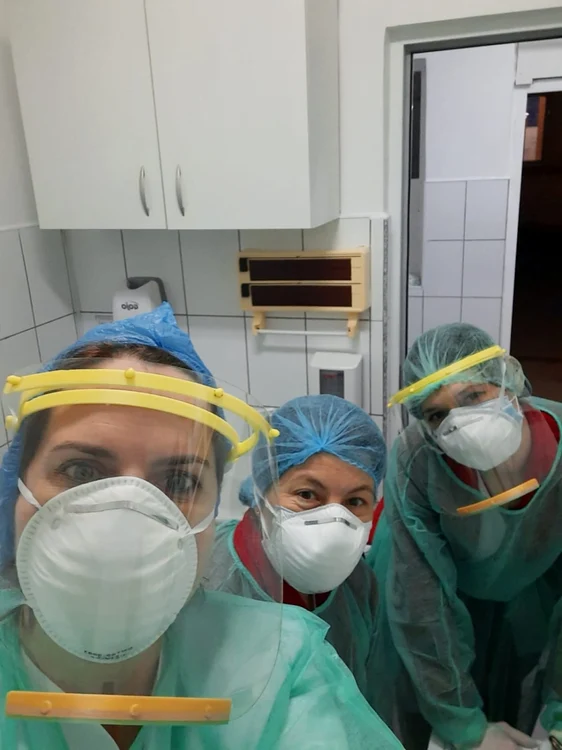 medici infectioase spital ploiesti foto arhiva personala