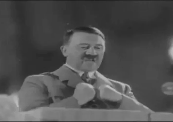
    Evreii din Turcia s-au simţit ofensaţi de prezenţa lui Hitler în reclama la şampon  