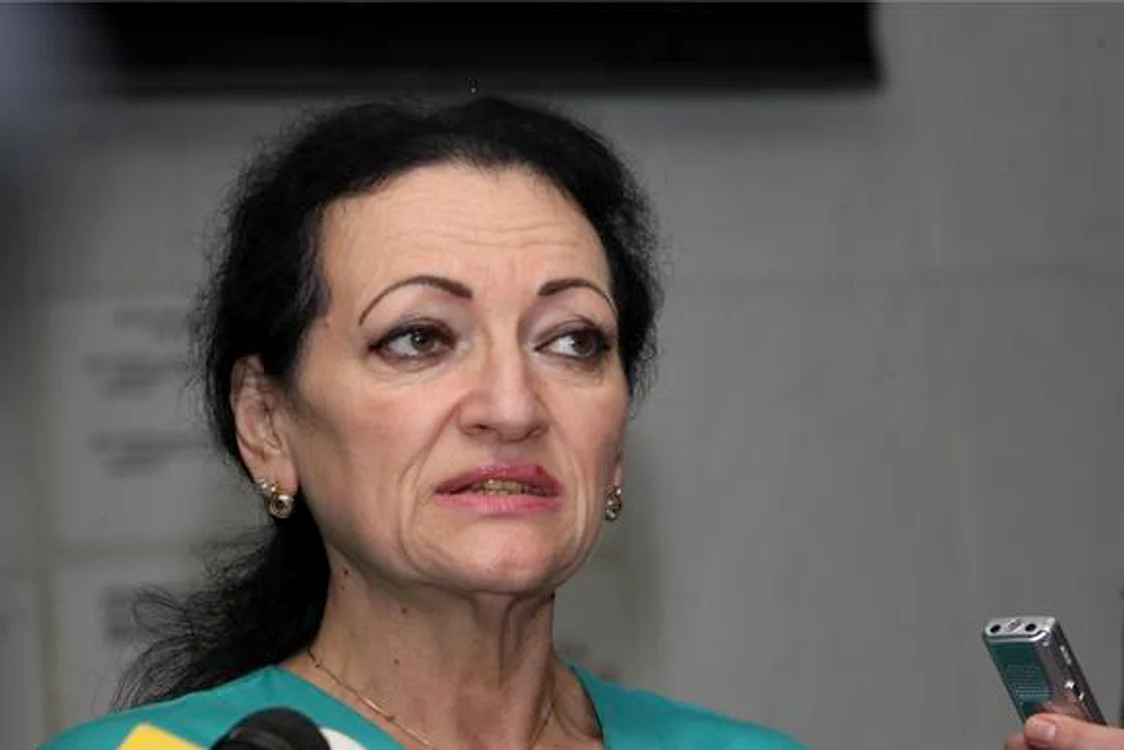 Monica Pop îi ia apărarea infirmierei care s-a pozat cu Gabriel Cotabiță