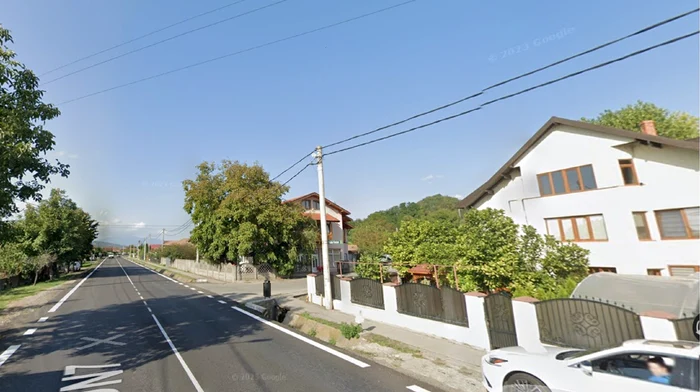 DN7-centura Râmnicului se intersectează cu strada pe care a fost semnalat un urs Google Maps