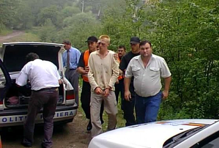 Vasile Andrei le-a arătat anchetatorilor unde îngropa victimele FOTO monitorulneamt.ro