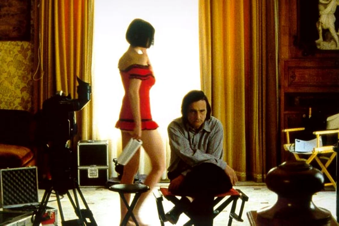 Filmul "Pornograful" conține scene de sex nesimulate