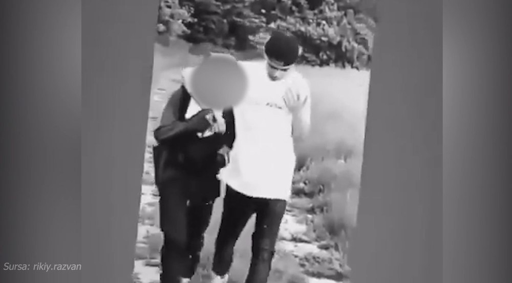 Un nou caz de violență extremă între elevi. Imaginile dure au devenit virale. Agresorul a fost prins VIDEO