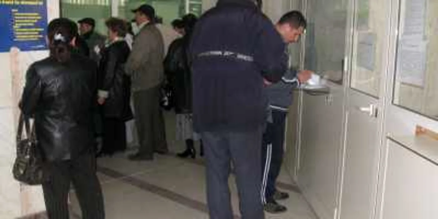  Contribuabilii nu şi-au plătit toate datoriile