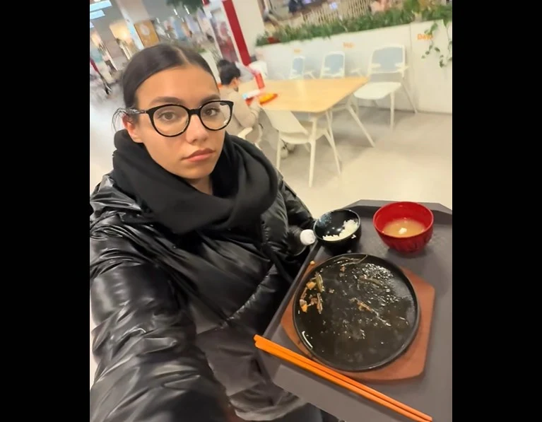 Doar 28 de lei pe zi. O studentă din România a șocat internetul cu câți bani cheltuie pe mâncare în China. „Gata, mă mut”