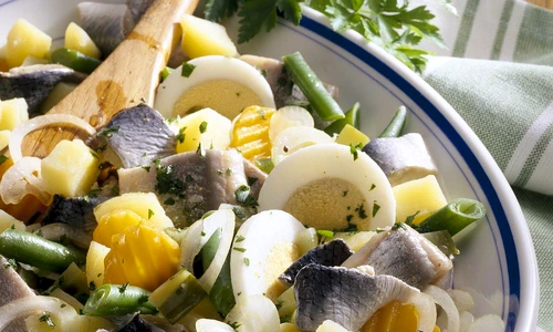 salata de hering cu cartofi jpeg