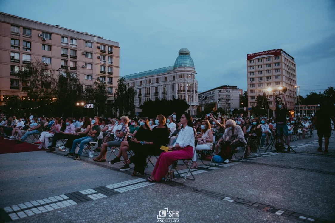 SFR SURSĂ Arhiva Adevărul