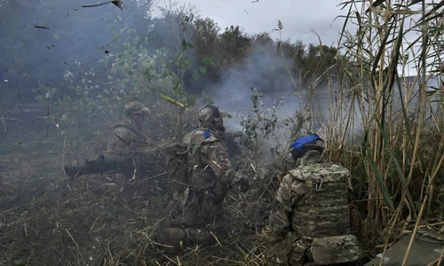Soldați ucrainieni pe frontul din Ucraina oct 2023 FOTO AFP (3) jpg